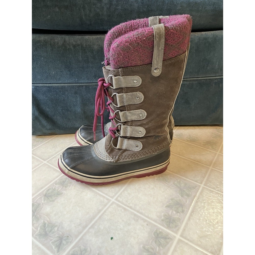 Sorel Winter Boots Womens 8 Joan of Arctic Waterproof Gray Suede Pink Knit Top